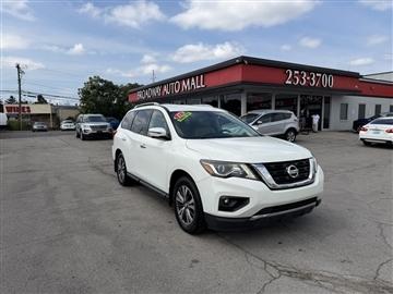 2017 Nissan Pathfinder SL