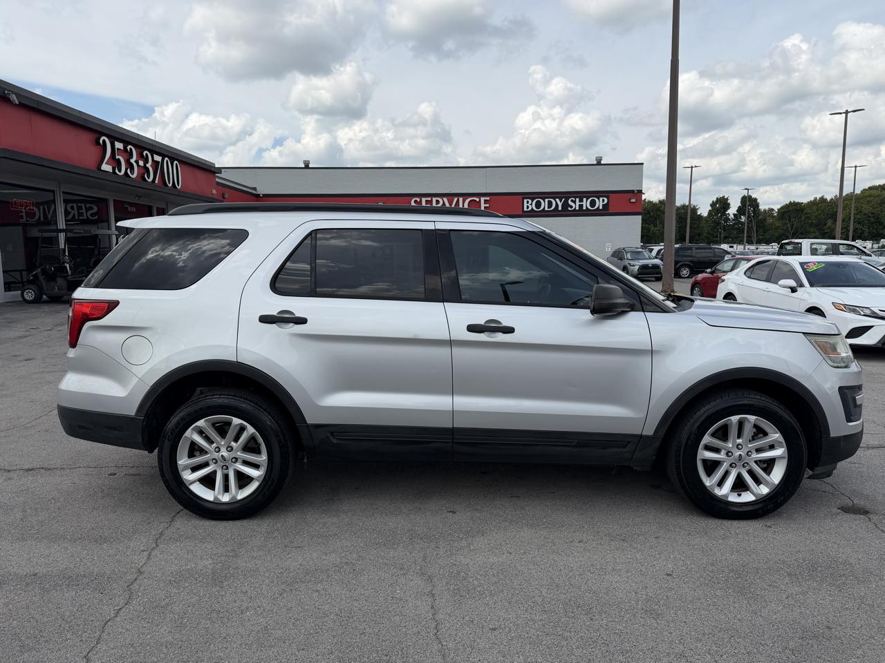 Ford Explorer Base 4WD 2017