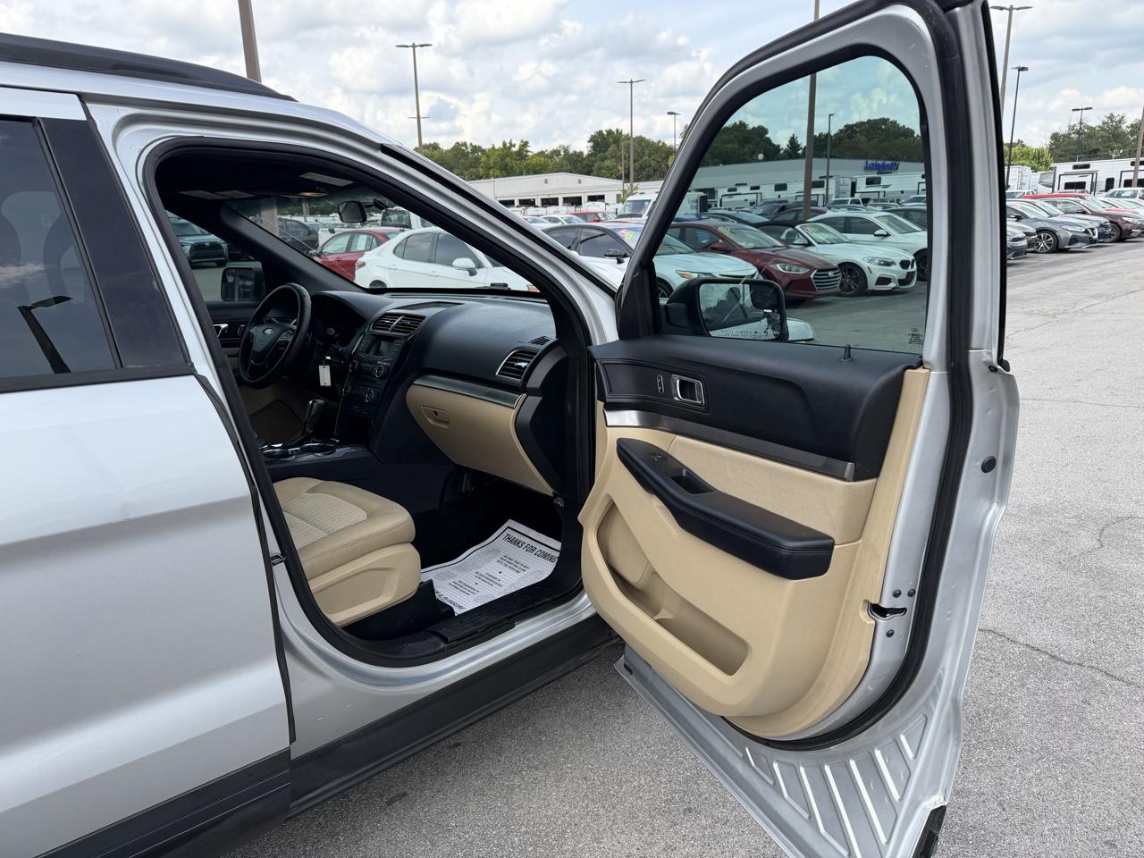 Ford Explorer Base 4WD 2017