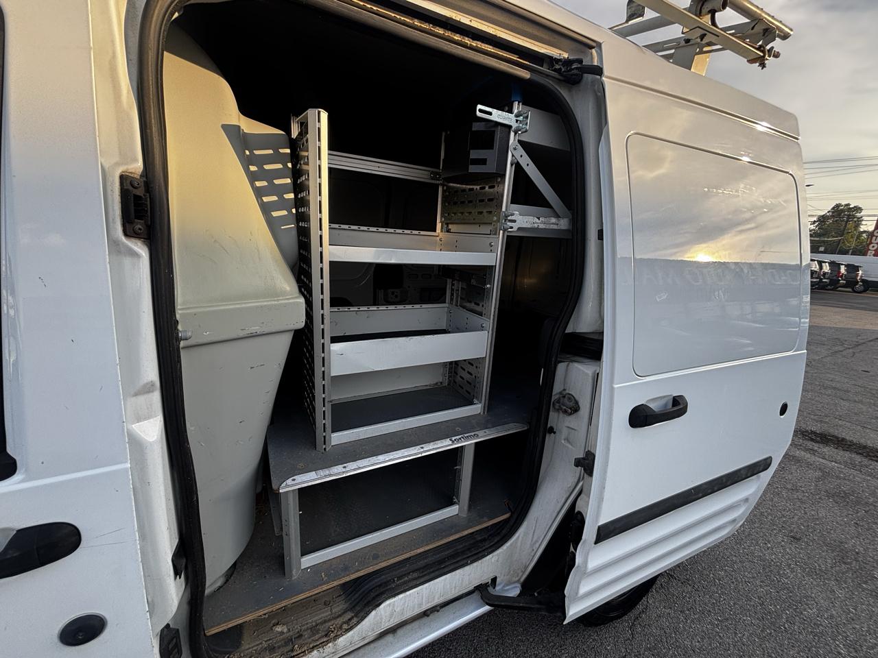 Ford Transit Connect 114.6" XLT w/o side or rear door glass 2013