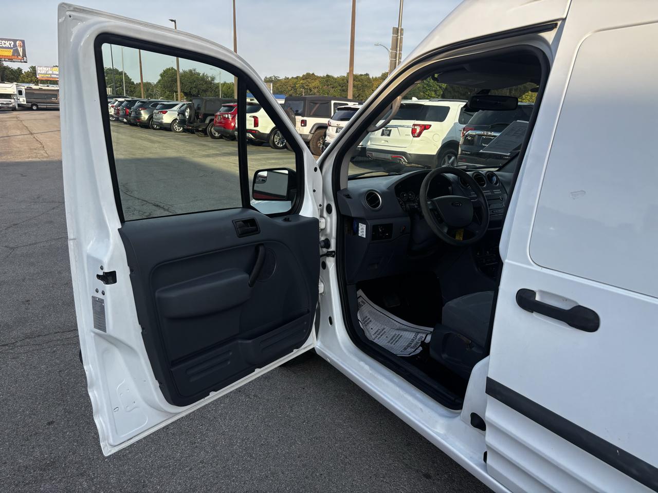 Ford Transit Connect 114.6" XLT w/o side or rear door glass 2013