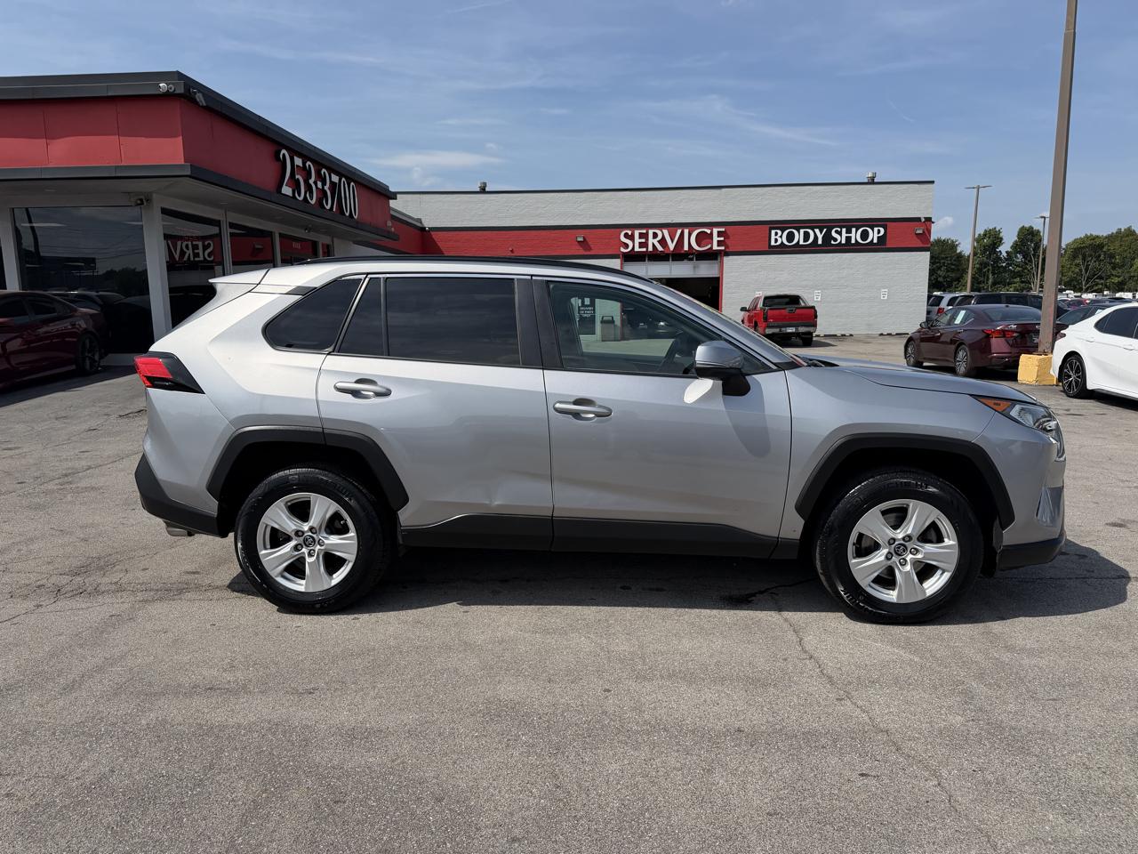 Toyota RAV4 XLE 2020