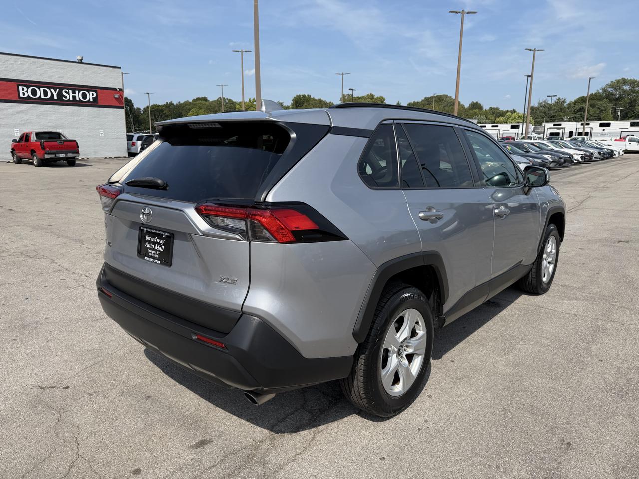 Toyota RAV4 XLE 2020