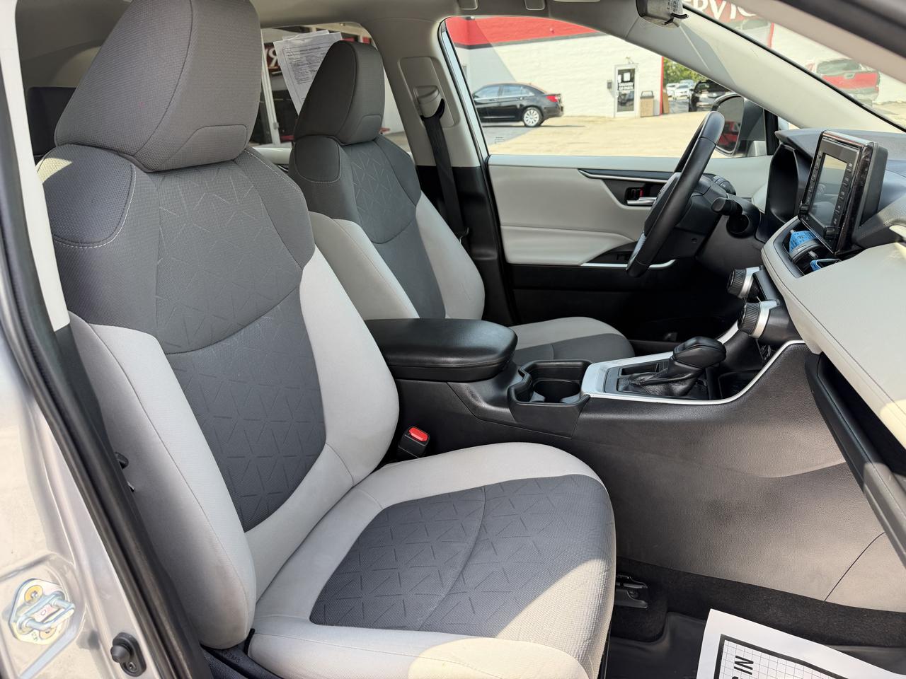 Toyota RAV4 XLE 2020