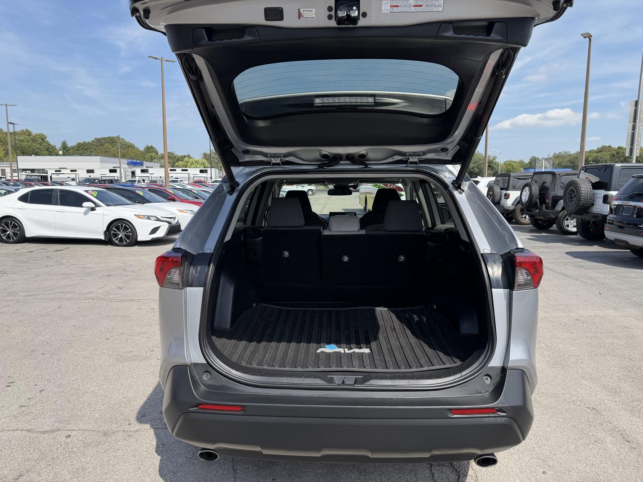 Toyota RAV4 XLE 2020