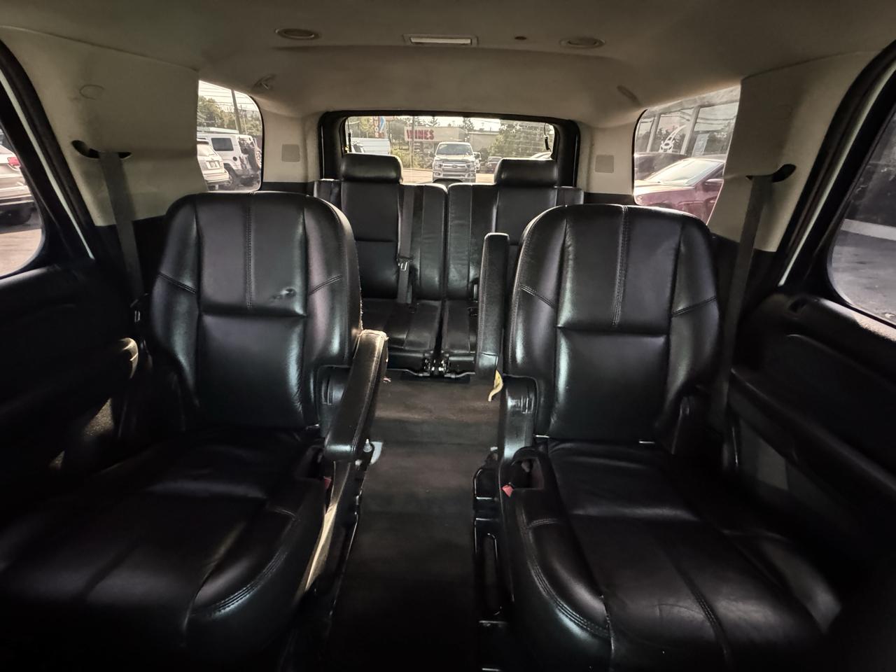 Chevrolet Tahoe 4WD 4dr 1500 LT 2010
