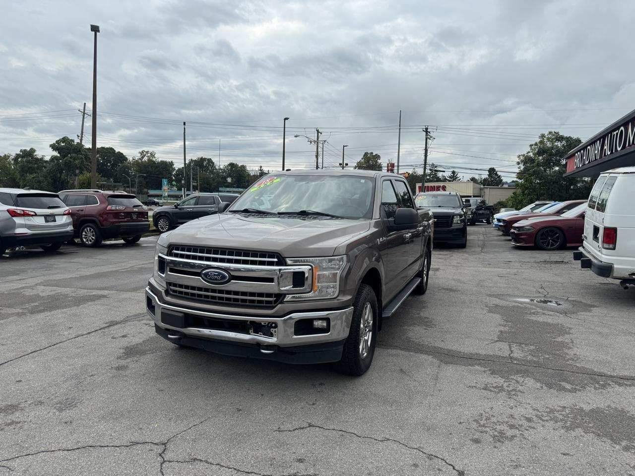 Ford F-150 4WD Reg Cab 126" XLT 2018