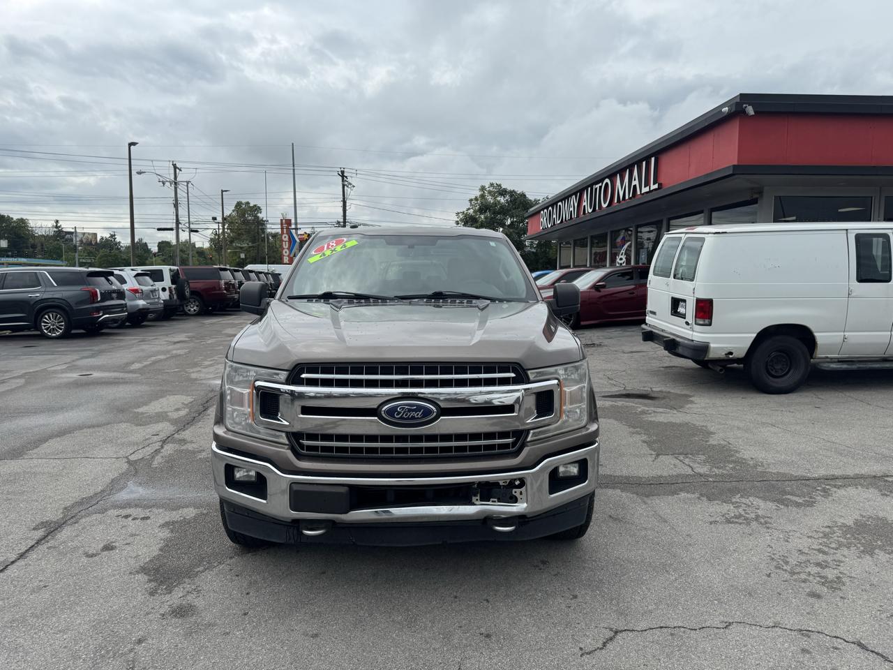 Ford F-150 4WD Reg Cab 126" XLT 2018