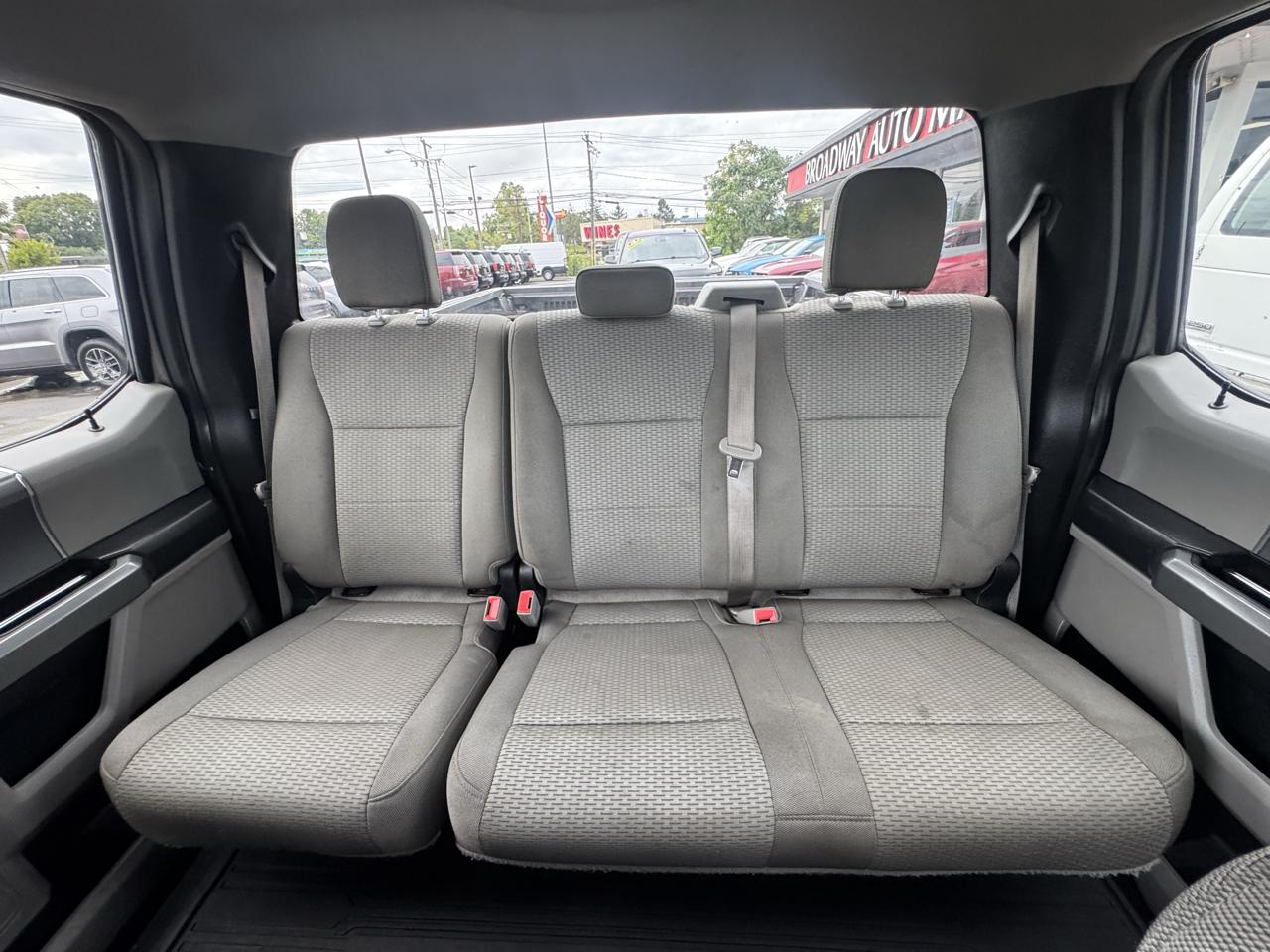 Ford F-150 4WD Reg Cab 126" XLT 2018