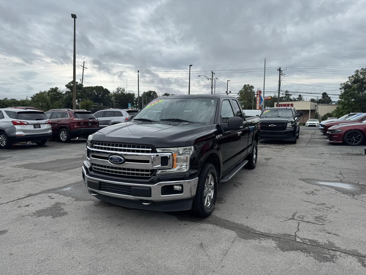 Ford F-150 4WD SuperCab 133" XLT 2018
