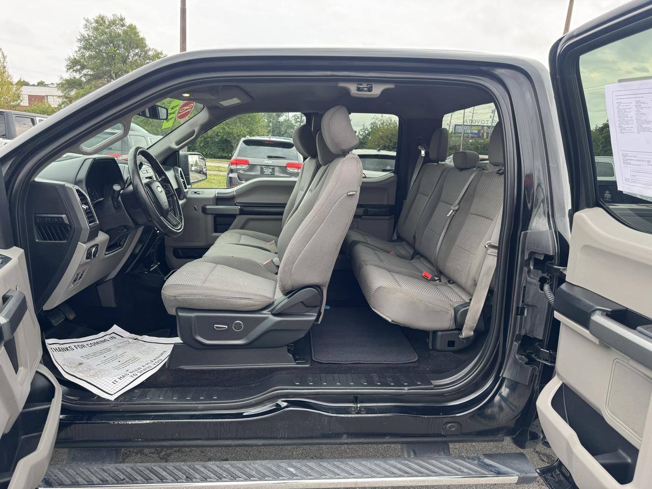 Ford F-150 4WD SuperCab 133" XLT 2018