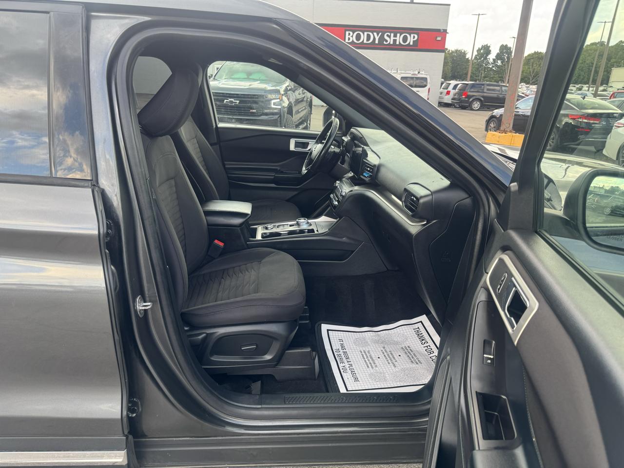Ford Explorer 4WD 4dr V6 XLT 2020