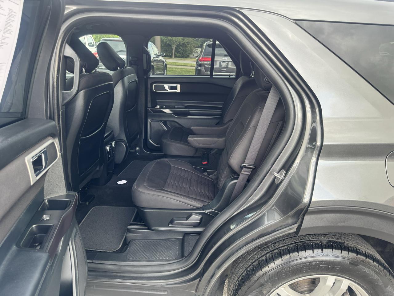 Ford Explorer 4WD 4dr V6 XLT 2020