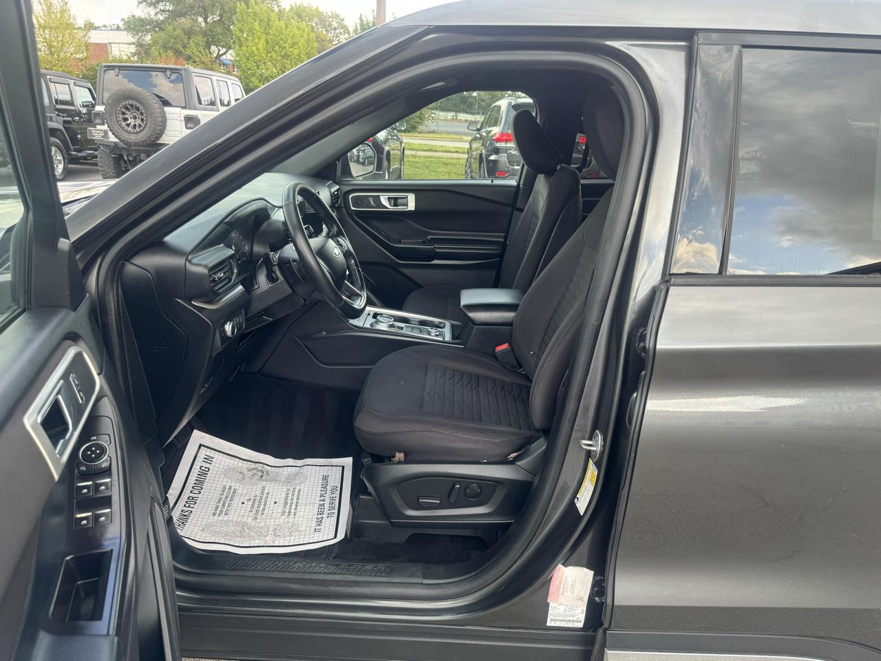 Ford Explorer 4WD 4dr V6 XLT 2020
