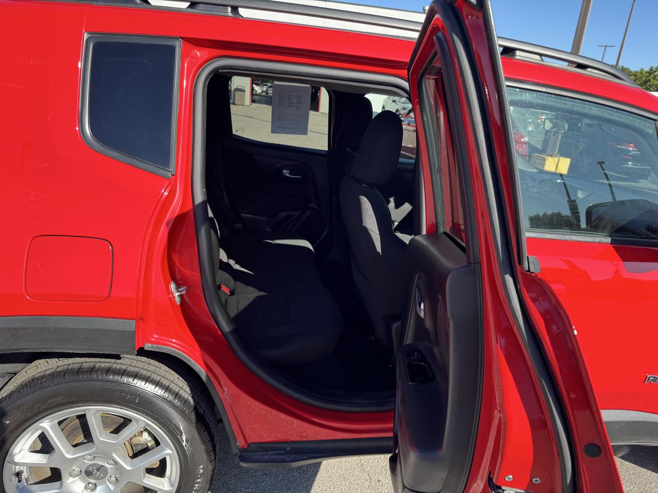 Jeep Renegade Latitude FWD 2021
