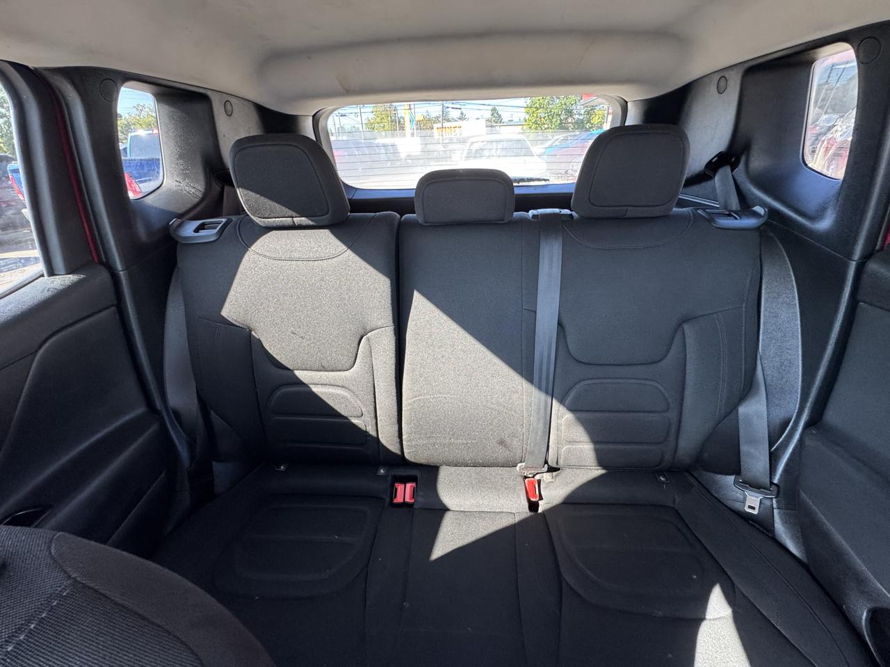 Jeep Renegade Latitude FWD 2021