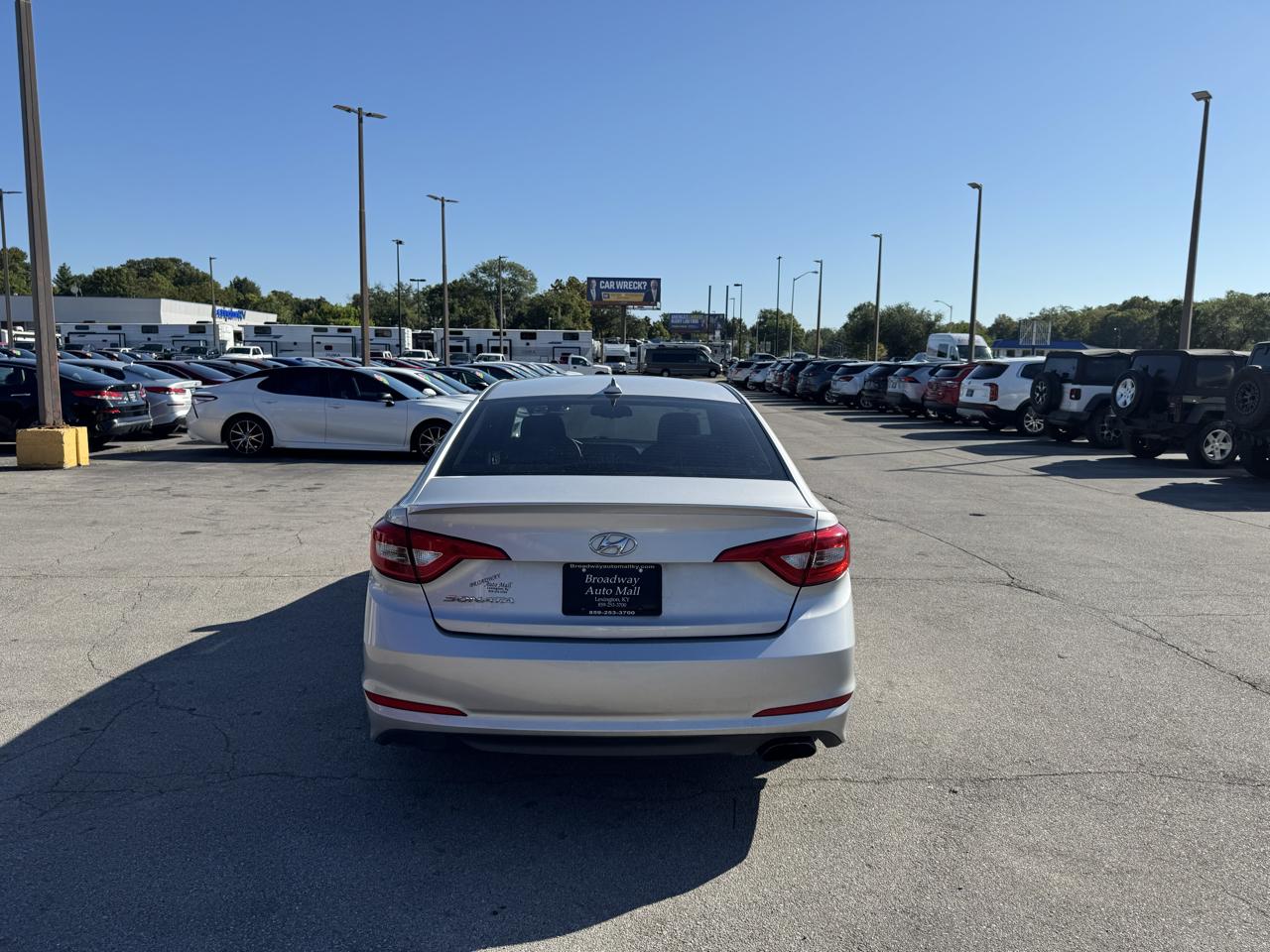 Hyundai Sonata 4dr Sdn 2.4L SE 2016