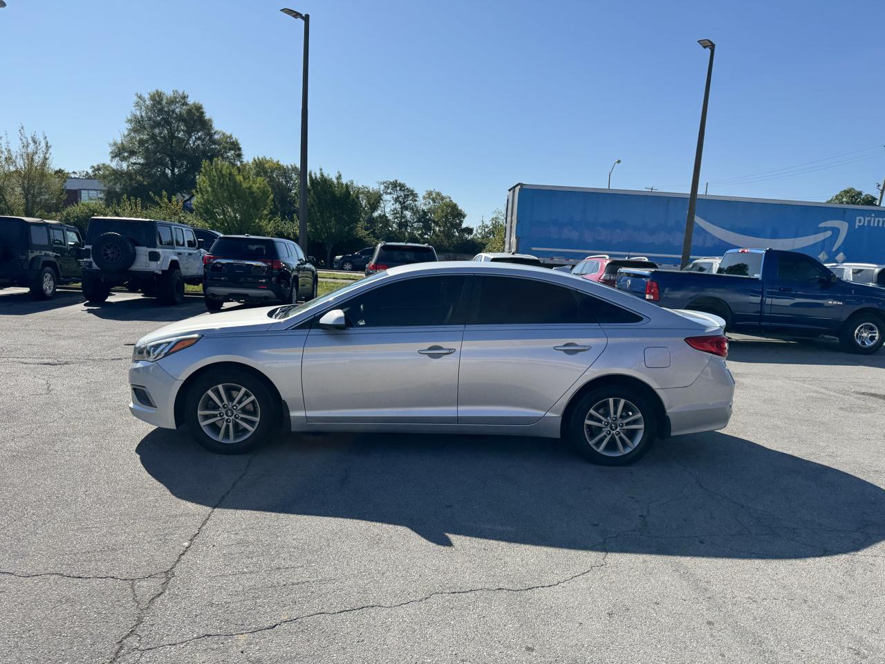 Hyundai Sonata 4dr Sdn 2.4L SE 2016