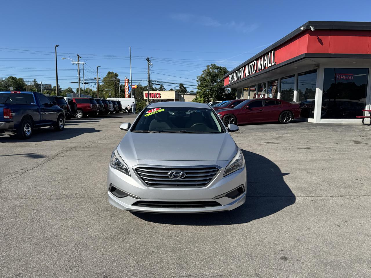Hyundai Sonata 4dr Sdn 2.4L SE 2016