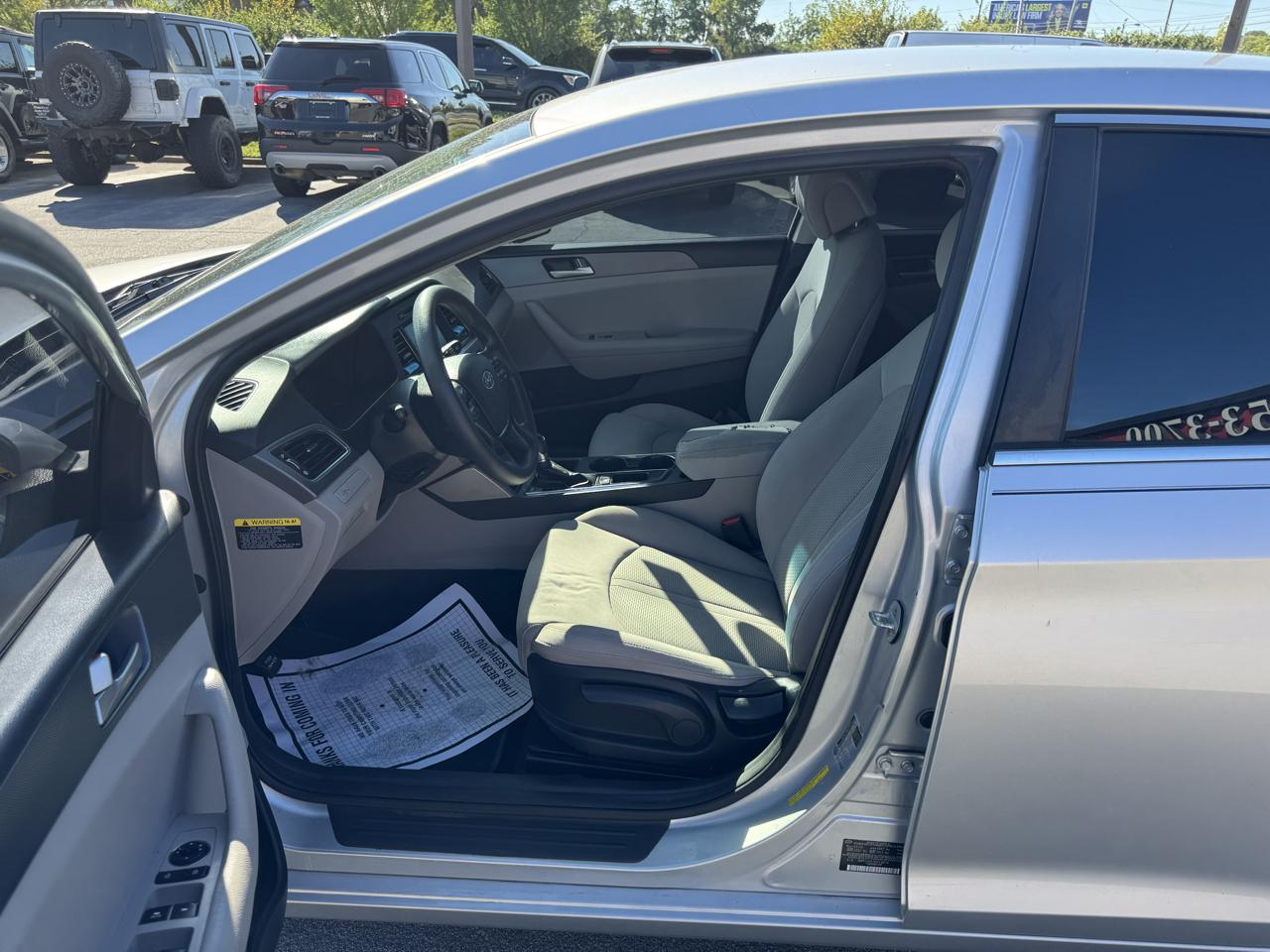 Hyundai Sonata 4dr Sdn 2.4L SE 2016