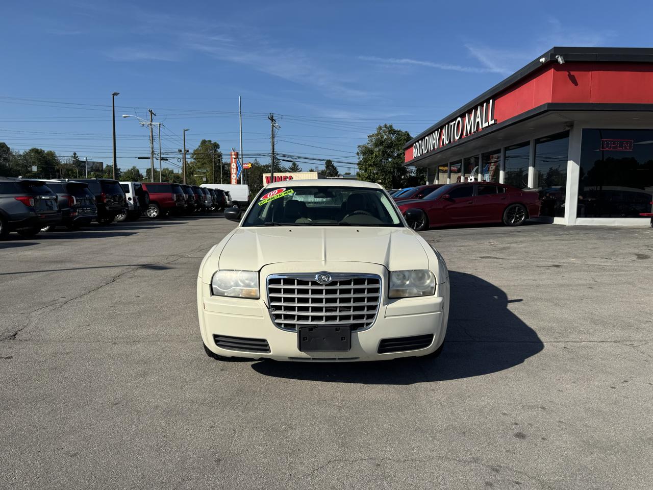 Chrysler 300 4dr Sdn LX RWD *Ltd Avail* 2009