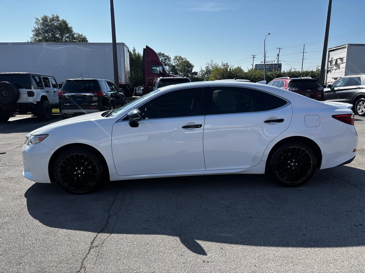 Lexus ES 350 4dr Sdn 2015