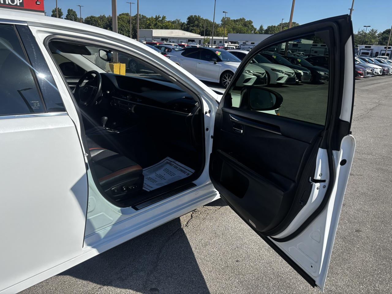 Lexus ES 350 4dr Sdn 2015