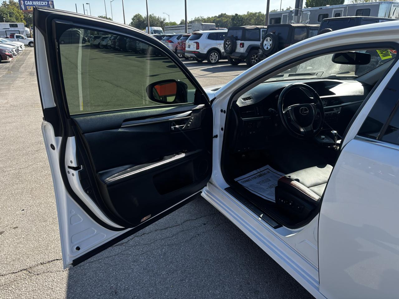 Lexus ES 350 4dr Sdn 2015