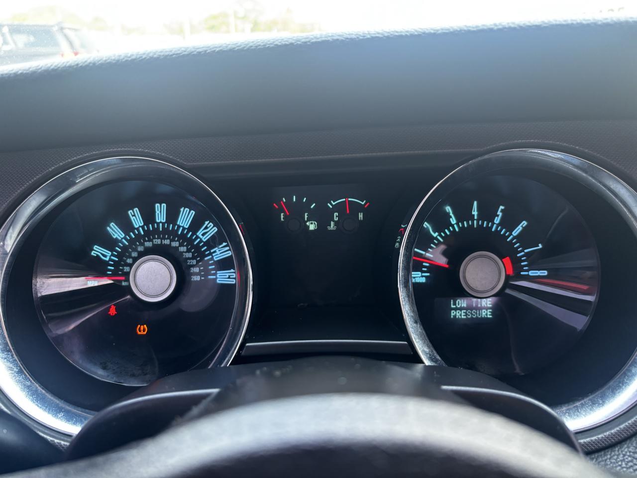 Ford Mustang 2dr Cpe V6 2012