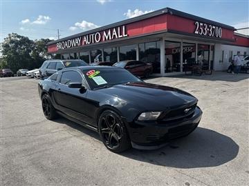 2012 Ford Mustang 2dr Cpe V6