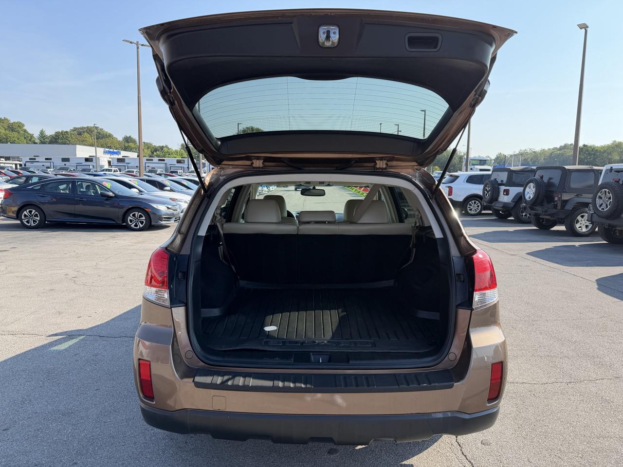 Subaru Outback 4dr Wgn H4 Auto 2.5i Limited Pwr Moon 2011