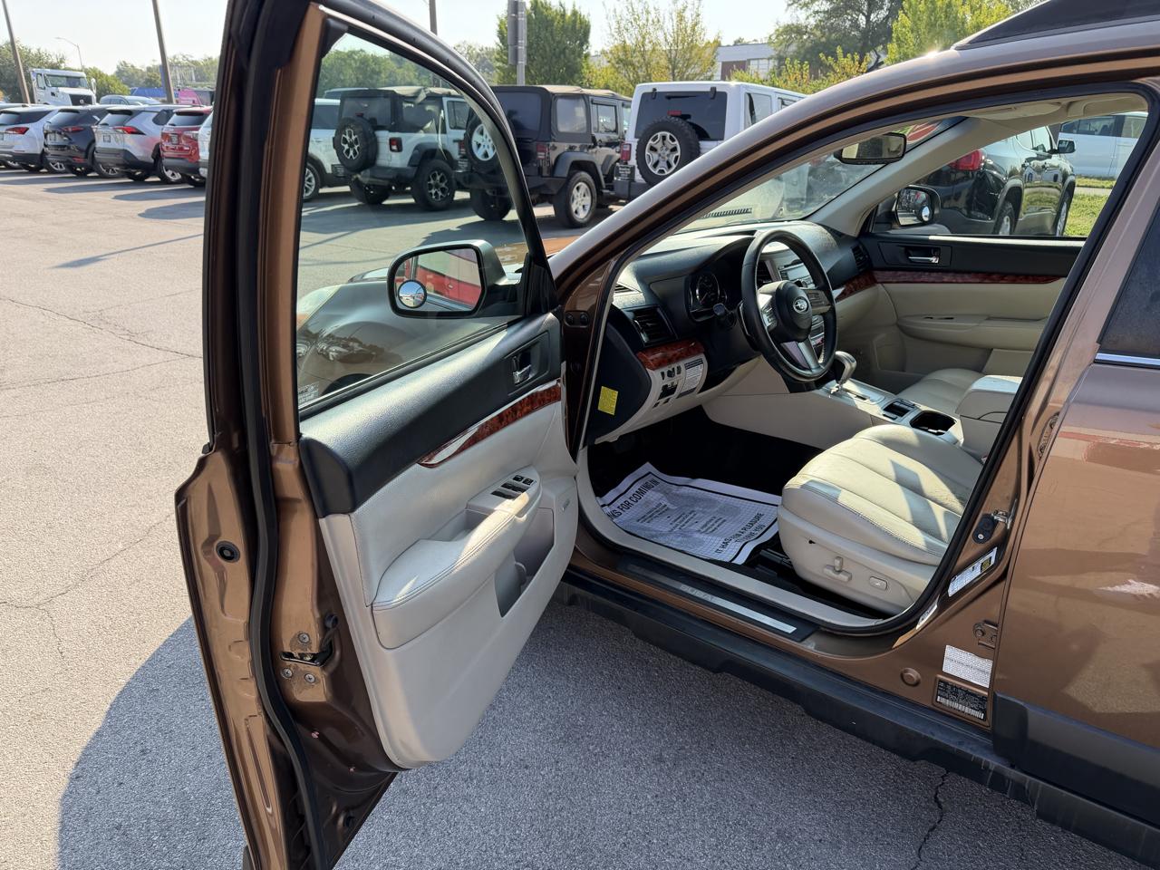 Subaru Outback 4dr Wgn H4 Auto 2.5i Limited Pwr Moon 2011