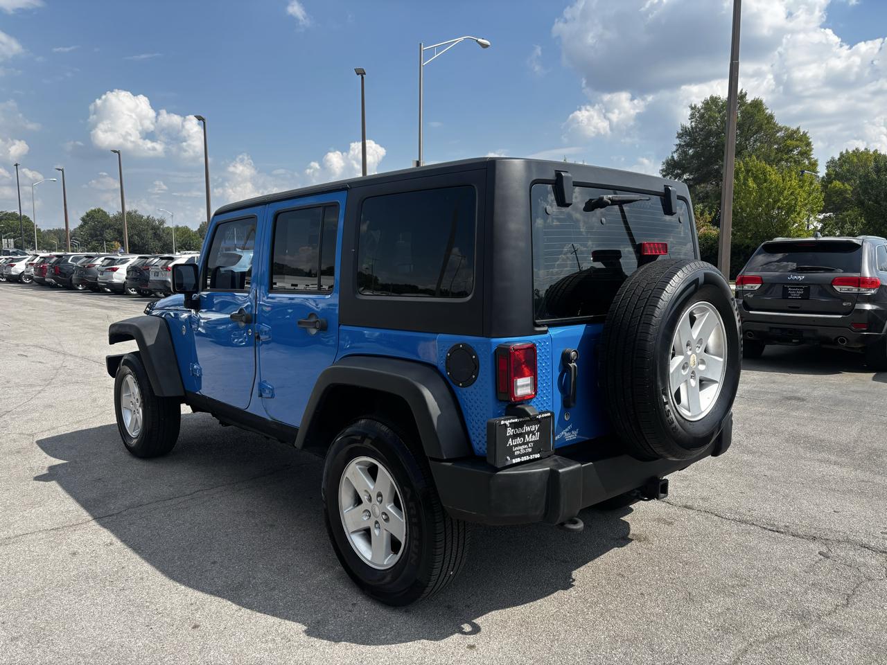 Jeep Wrangler Unlimited 4WD 4dr Sport 2012