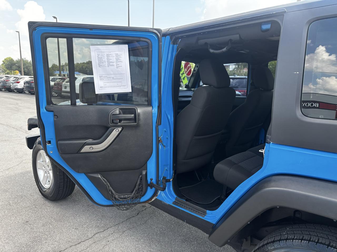 Jeep Wrangler Unlimited 4WD 4dr Sport 2012