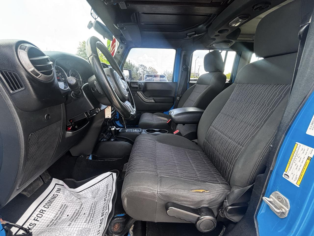 Jeep Wrangler Unlimited 4WD 4dr Sport 2012