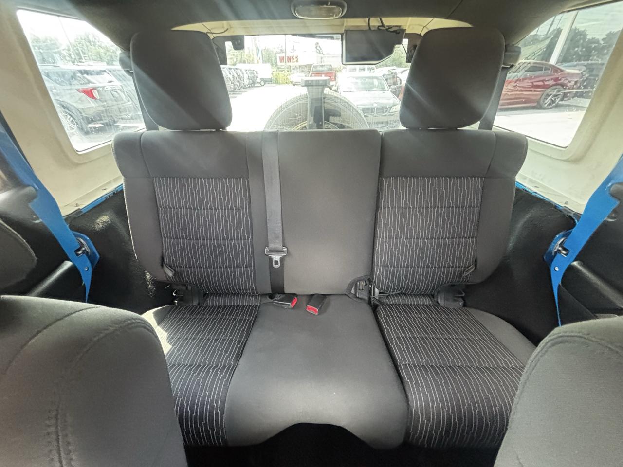 Jeep Wrangler Unlimited 4WD 4dr Sport 2012