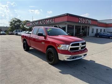 2013 RAM 1500 SLT