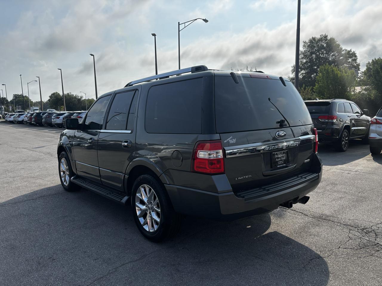 Ford Expedition 4WD 4dr Limited 2015