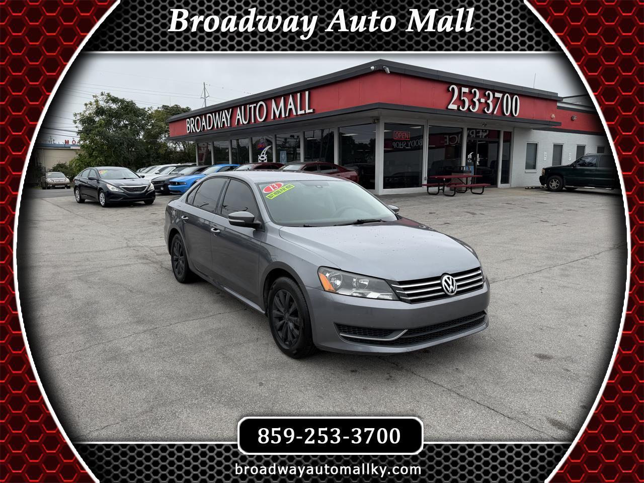 Volkswagen Passat 4dr Sdn 2.5L Auto Wolfsburg Edition 2013