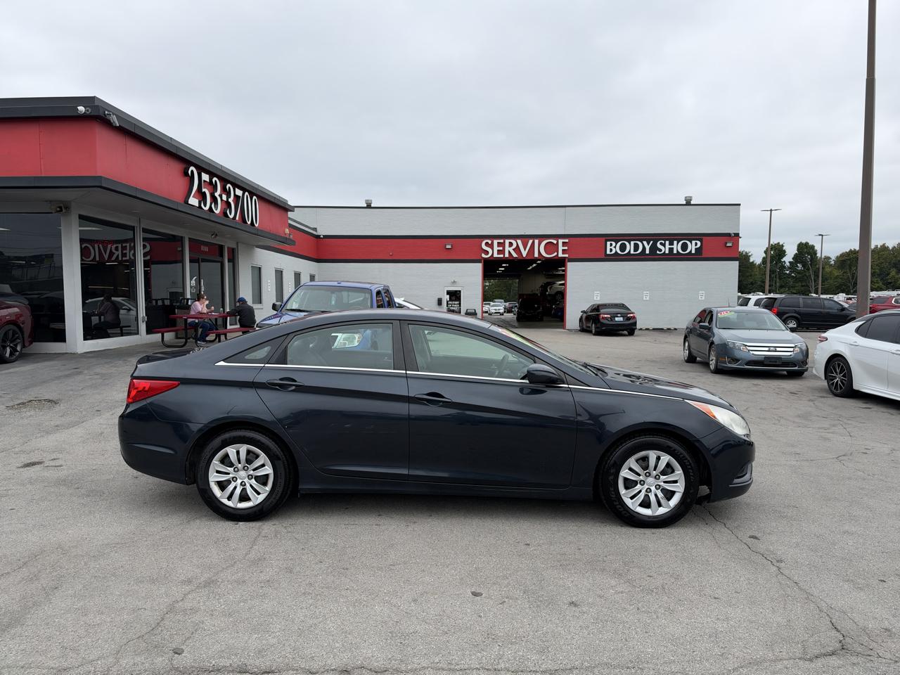 Hyundai Sonata 4dr Sdn 2.4L Auto GLS 2012