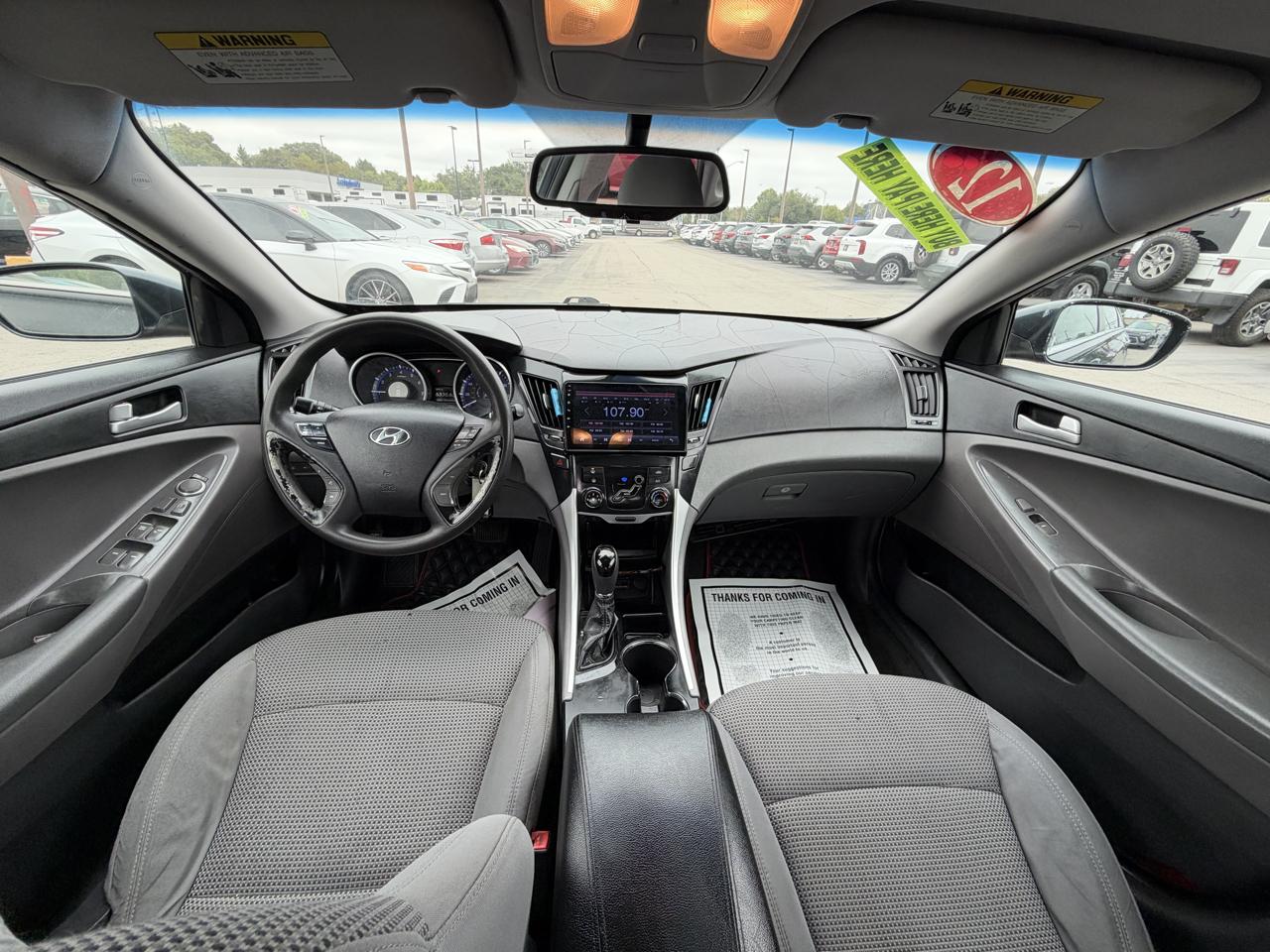 Hyundai Sonata 4dr Sdn 2.4L Auto GLS 2012