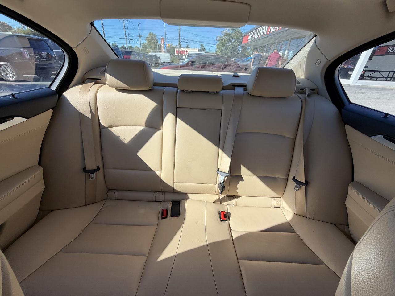 BMW 5 Series 4dr Sdn 535i RWD 2012