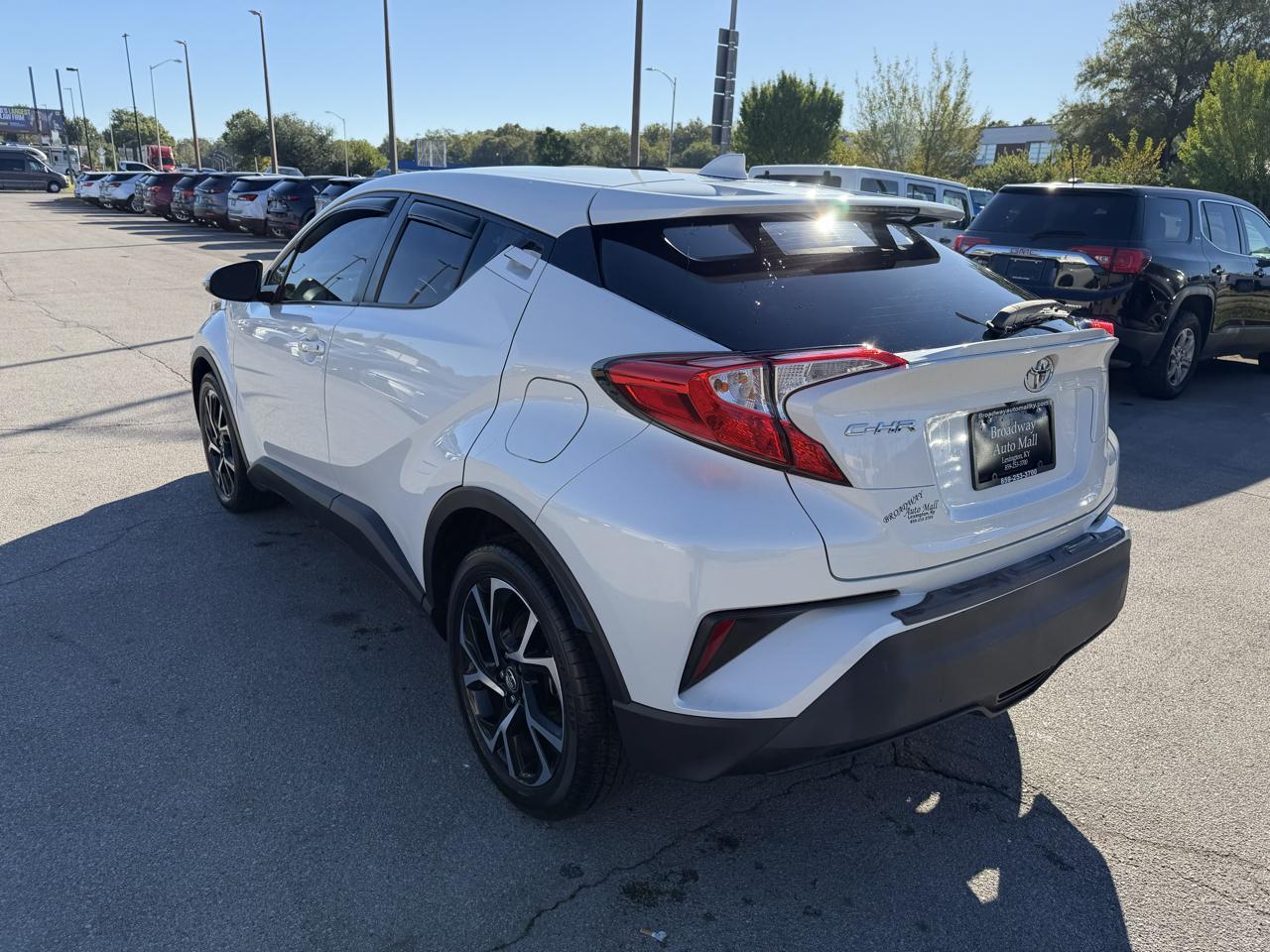 Toyota C-HR XLE 2019