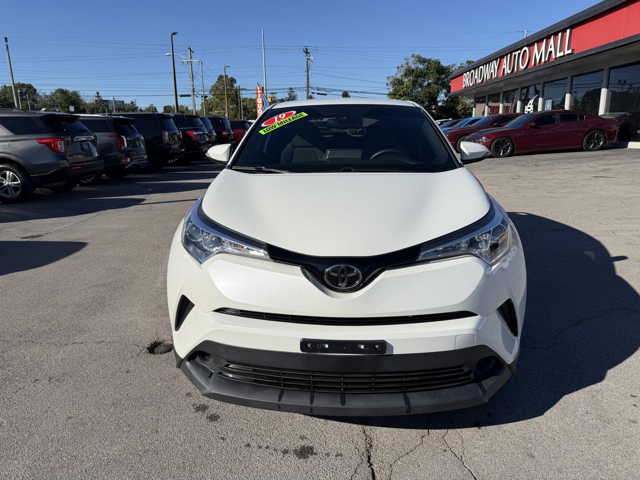 Toyota C-HR XLE 2019