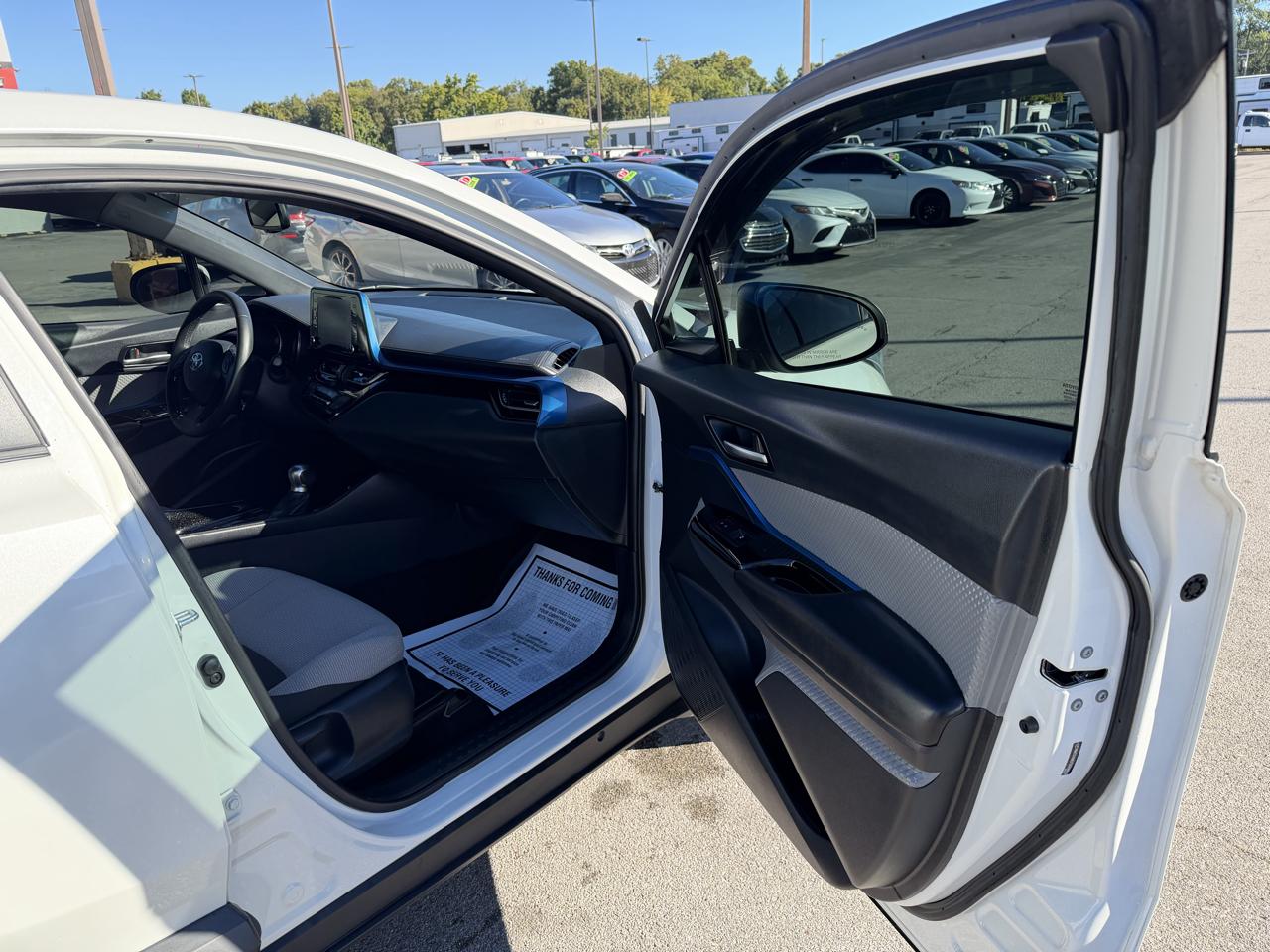 Toyota C-HR XLE 2019