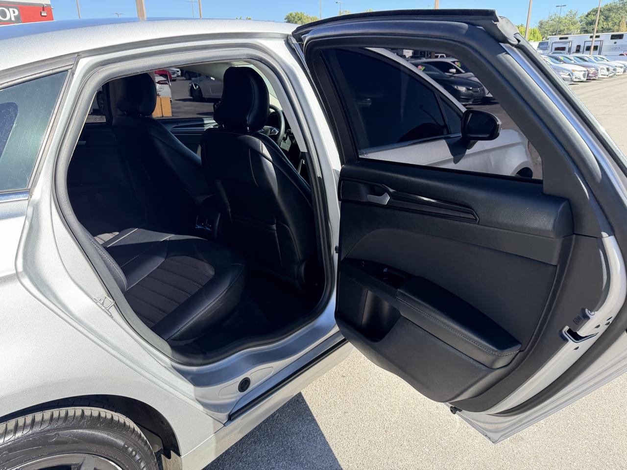 Ford Fusion SE FWD 2018