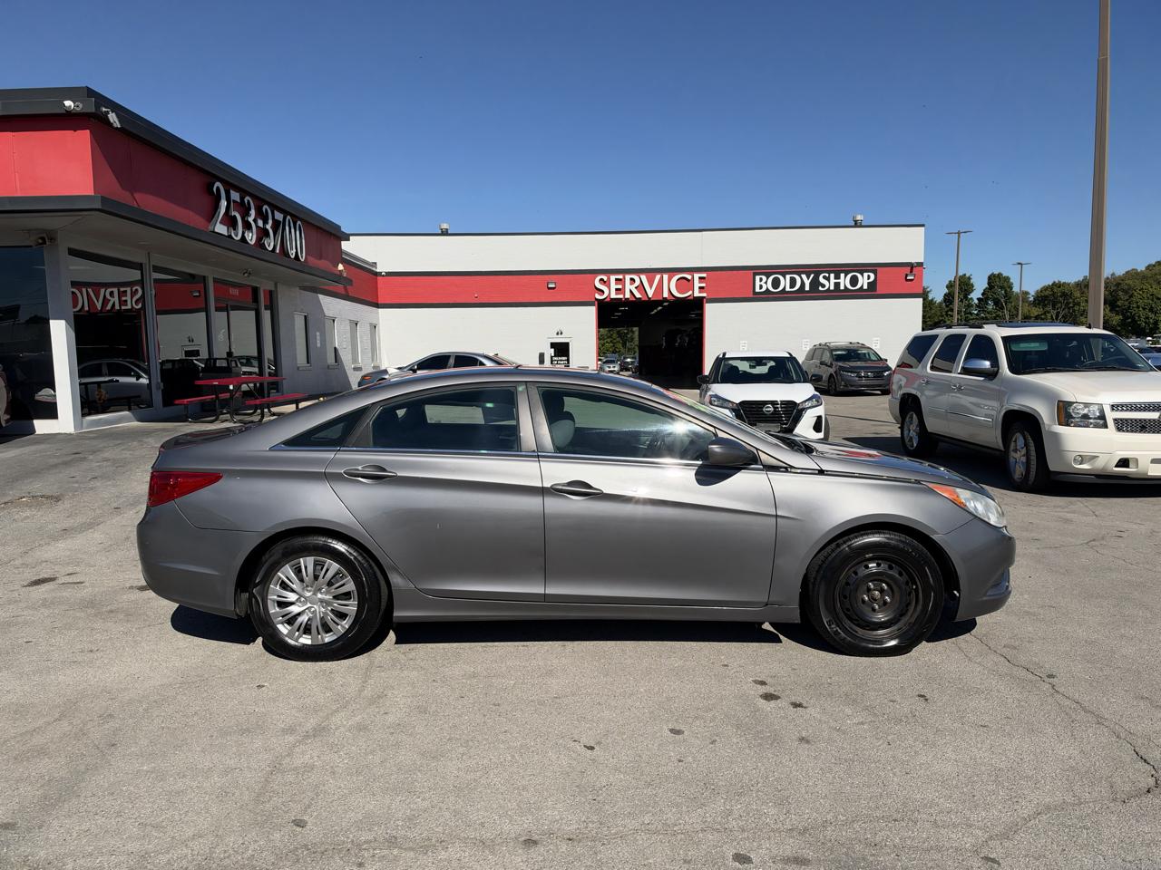 Hyundai Sonata 4dr Sdn 2.4L Auto GLS 2011