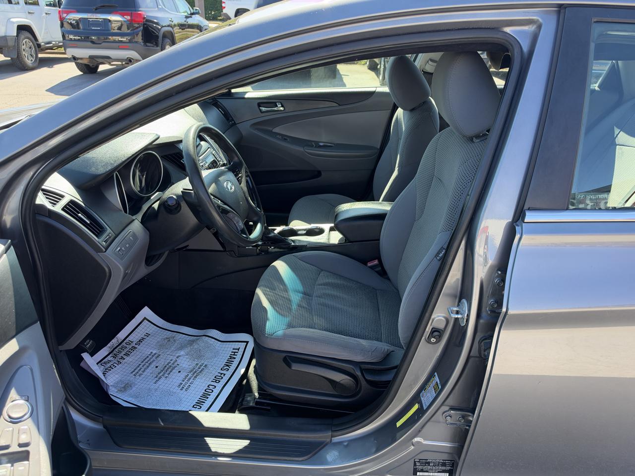 Hyundai Sonata 4dr Sdn 2.4L Auto GLS 2011