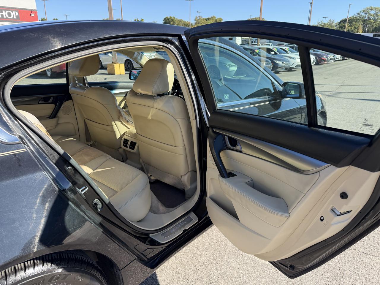 Acura TL  2010