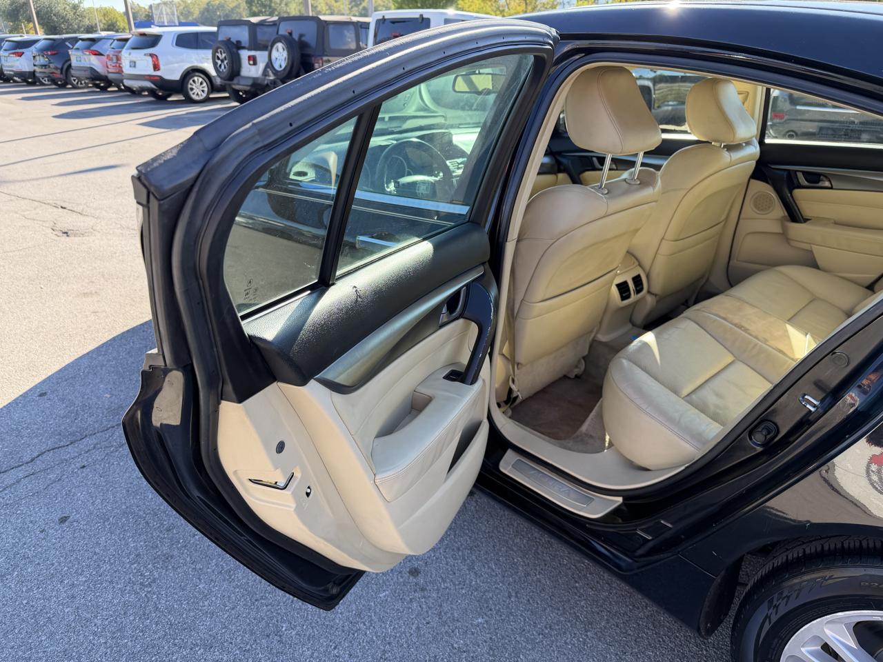 Acura TL  2010